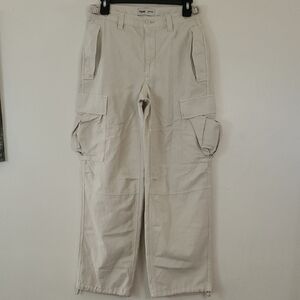 Aritzia TNA Cargo Utility Pants Size 4 Womens Straightleg Parachute Khaki Y2K